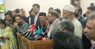 ৩ আসনের কয়েকটি কেন্দ্রে ভোট স্থগিত চায় ১১ দলীয় জোট